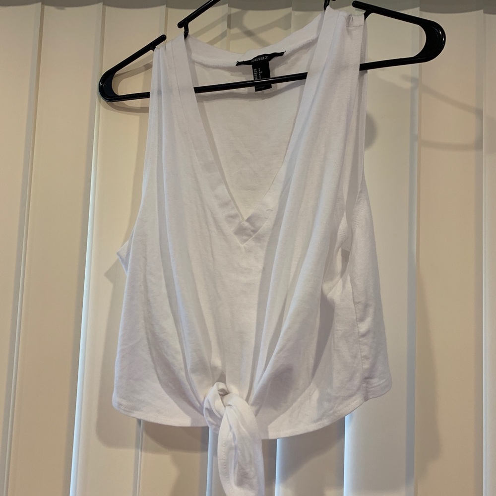 Crop muscle tee